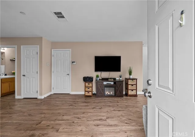 Homes for sale in Sylmar, CA | 14552 Foothill, Sylmar, CA 91342 | MLS# SR26105300