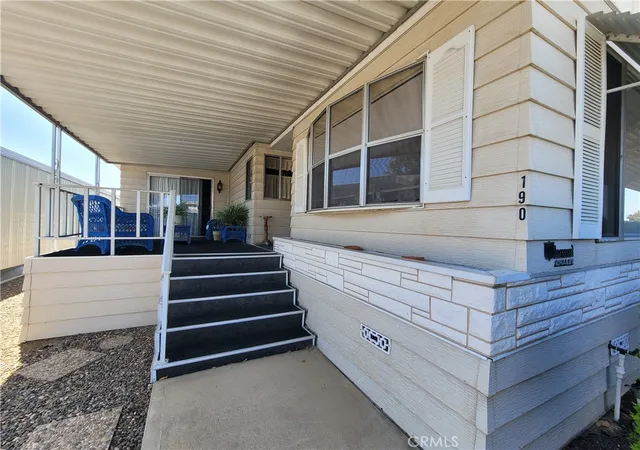 Photo 3 of Manufactured home for sale at 27601 Sun City Blvd #190, Menifee, CA 92586 | MLS# SW26105463 | Listing updated on 2026-06-25