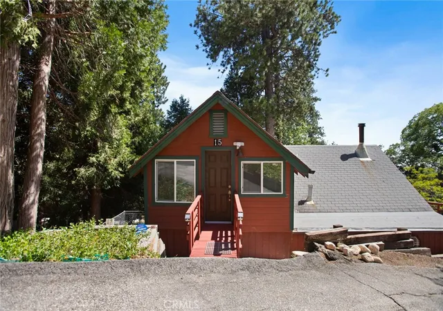 34th image of 15 Ponderosa Pike, Running Springs, CA 92382 | MLS# IG26105517