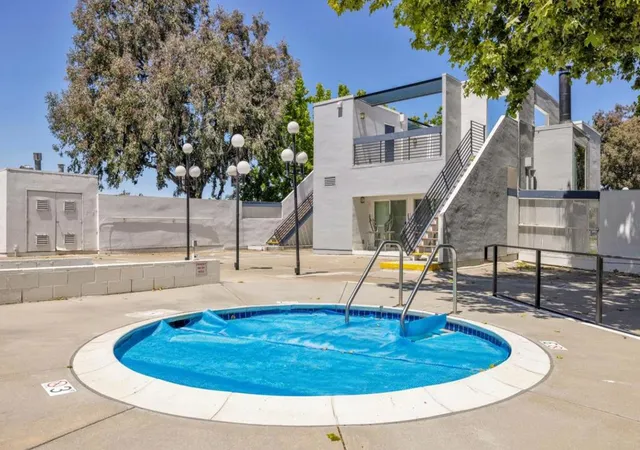 2nd image of 1033 Shell Blvd, Foster City, CA 94404
