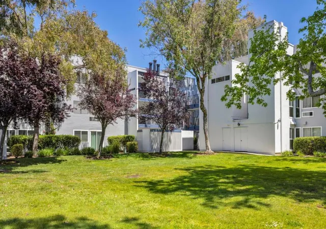 3rd image of 1033 Shell Blvd, Foster, CA 94404