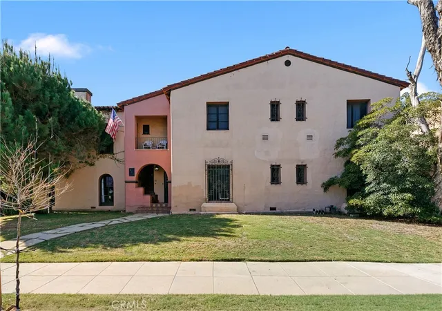 Photo 1 of Mansion for sale at 819 S Curson Ave, Los Angeles, CA 90036 | MLS# SR26102771 | Listing updated on 2026-05-18