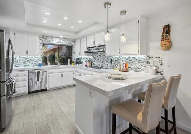 Listing Photo 1 - Condo for sale in building located at 99 Camino Arroyo S, Palm Desert, CA 92260 - Unit #