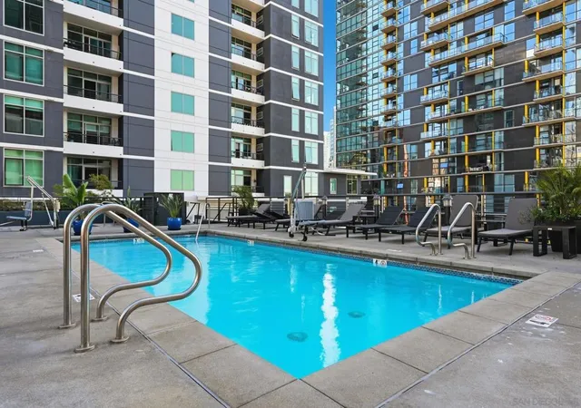 Homes for sale in San Diego, CA | 425 W Beech #1702, San Diego, CA 92101 | MLS# 260011747SD