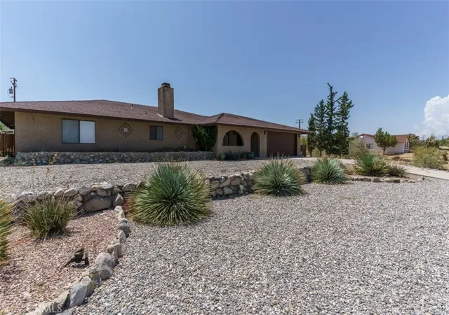 2nd image of 58125 Bonanza, Yucca Valley, CA 92284 | MLS# JT26105643