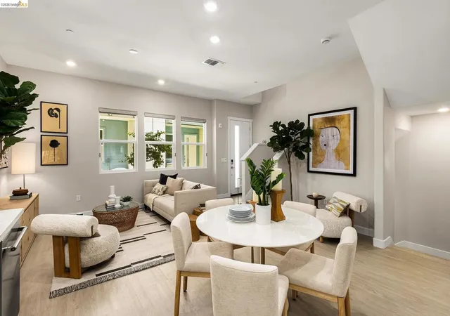 5th image of 28970 Parkridge Loop #118, Hayward, CA 94544 | MLS# 41134764