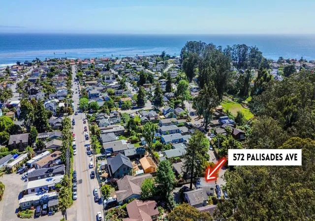 Homes for sale in Santa Cruz, CA | 572 Palisades, Santa Cruz, CA 95062 | MLS# ML82047324