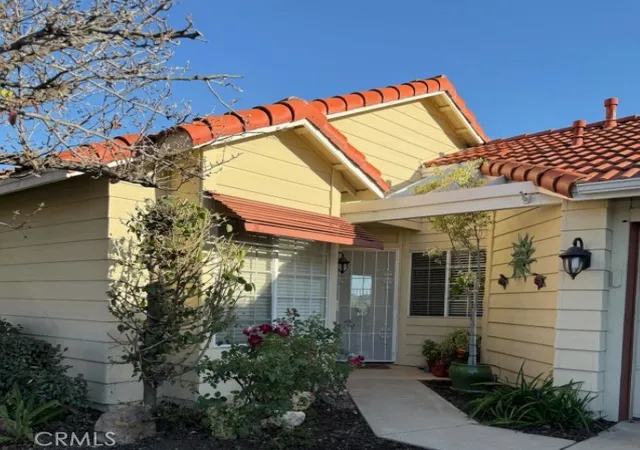 Photo 1 of Single family home for sale at 23044 Cyn Hills Dr, Corona, CA 92883 | MLS# DW26105657 | Listing updated on 2026-09-02