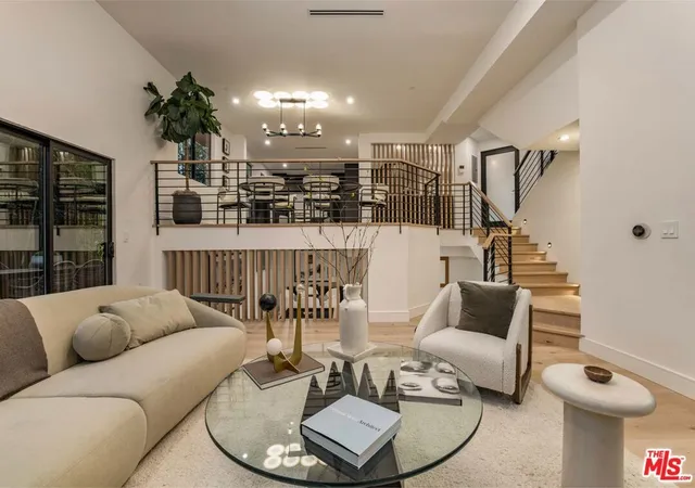 Photo 3 of Condo for sale at 924 N W Knoll Dr, West Hollywood, CA 90069 | MLS# 26834397 | Listing updated on 2026-10-01