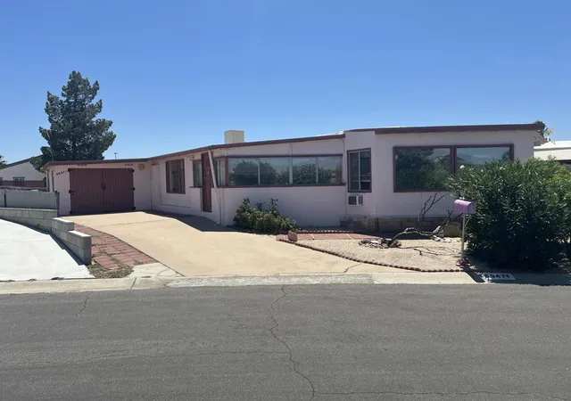 1st image of 69471 Country Club Dr, Desert Hot Springs, CA 92241 | MLS# 219147913DA