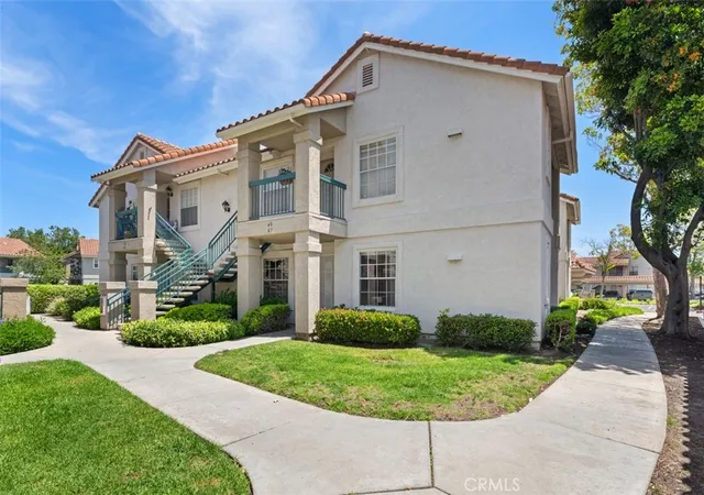 Listing Photo 5 - Condo for sale in building located at 10710 Aderman Ave, San Diego, CA 92126 - Unit #47