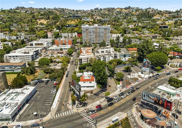 Homes for sale in West Hollywood, CA | 8788 Shoreham, West Hollywood, CA 90069 | Houzeo