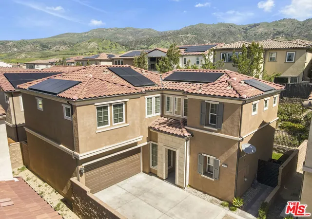 Photo 1 of Condo for sale at 20705 W Chestnut Cir, Porter Ranch, CA 91326 | MLS# 26833629 | Listing updated on 2026-09-19