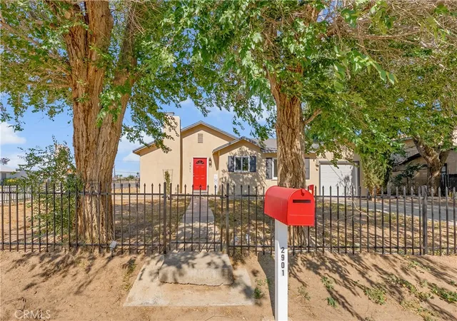 Homes for sale in Rosamond, CA | 2901 Desert St, Rosamond, CA 93560 | MLS# SR26105605