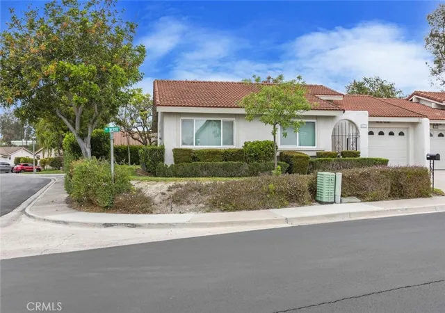 4th image of 28131 Via Nervo, Mission Viejo, CA 92692 | MLS# OC26104606