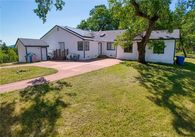 Photo 3 of Single family home for sale at 2210 Cedar Hl Way, Lakeport, CA 95453 | MLS# LC26105093 | Listing updated on 2026-08-31