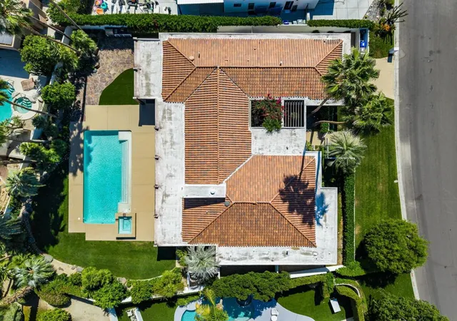 Photo 2 of Single family home for sale at 45580 Cielito Dr, Indian Wells, CA 92210 | MLS# 219147923DA | Listing updated on 2026-10-07