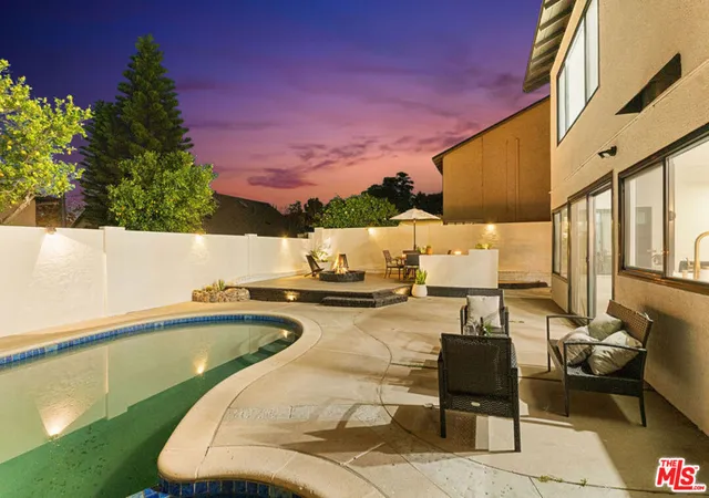 Photo 2 of Single family home for sale at 2313 Rynerson Ct, Simi Valley, CA 93065 | MLS# 26834337 | Listing updated on 2026-09-11