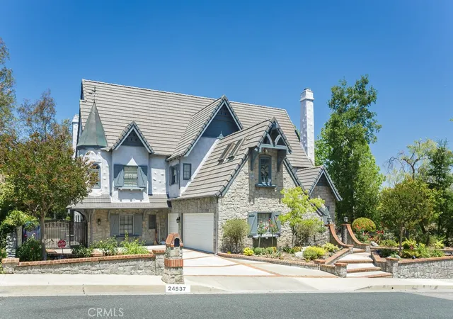 Photo 2 of Single family home for sale at 24537 Peachland Ave, Newhall, CA 91321 | MLS# SR26105980 | Listing updated on 2026-10-02
