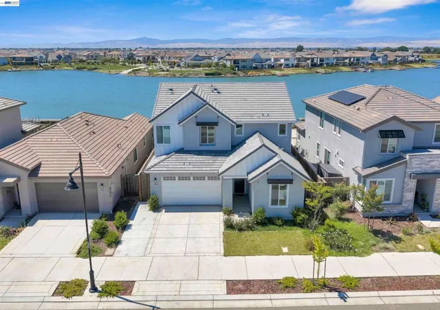 Photo 1 of Single family home for sale at 3098 Mulholland Dr, Lathrop, CA 95330 | MLS# 41134836 | Listing updated on 2026-06-16