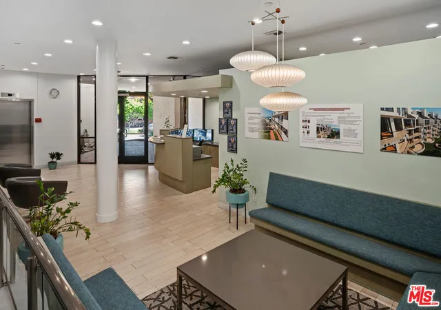 Homes for sale in Santa Monica, CA | 2960 Neilson Wy #304, Santa Monica, CA 90405 | MLS# 26829589
