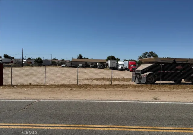 4th image of 13035 Seneca Rd, Victorville, CA 92392 | MLS# OC26106072