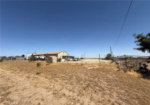 8th image of 13035 Seneca Rd, Victorville, CA 92392 | MLS# OC26106072