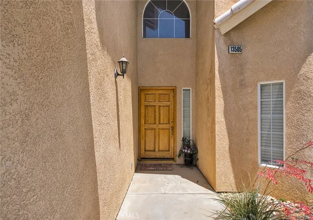 Photo 3 of Single family home for sale at 13505 Stoneridge Dr, Victorville, CA 92395 | MLS# HD26105379 | Listing updated on 2026-09-27