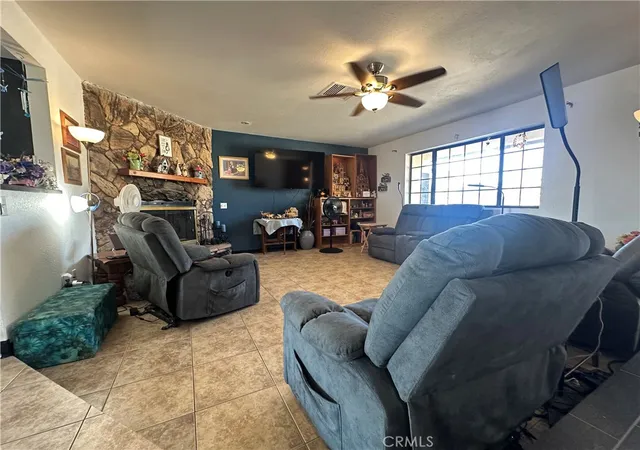 4th image of 6637 Via Allegra, Twentynine Palms, CA 92277 | MLS# JT26106120