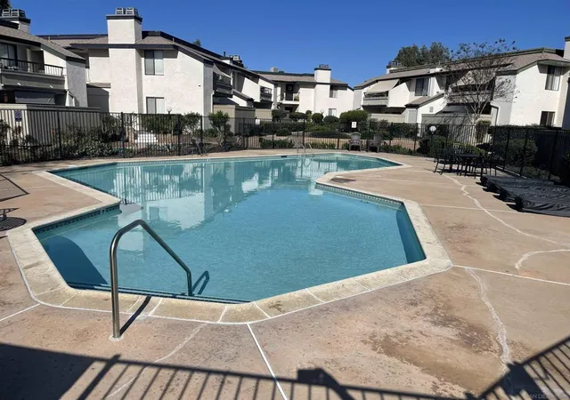 2nd image of 450 W Vermont, Escondido, CA 92025