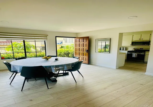4th image of 4165 Porte De Merano #152, San Diego, CA 92122 | MLS# PTP2603744