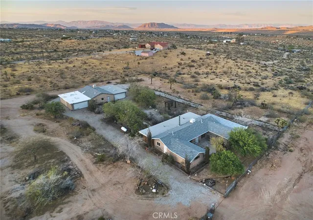 Photo 3 of Single family home for sale at 979 Old Woman Springs Rd, Yucca Valley, CA 92284 | MLS# JT26105095 | Listing updated on 2026-09-23