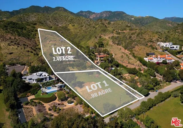 Homes for sale in Malibu, CA | 26939 Sea Vista Dr, Malibu, CA 90265 | MLS# 26832337