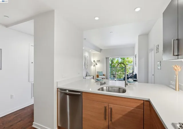 4th image of 6465 San Pablo Ave, Oakland, CA 94608
