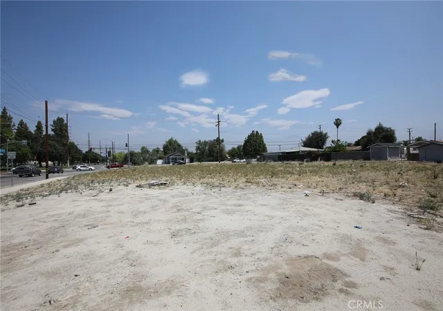 1st image of 0 E Lugonia, Redlands, CA 92374 | MLS# IV26105755