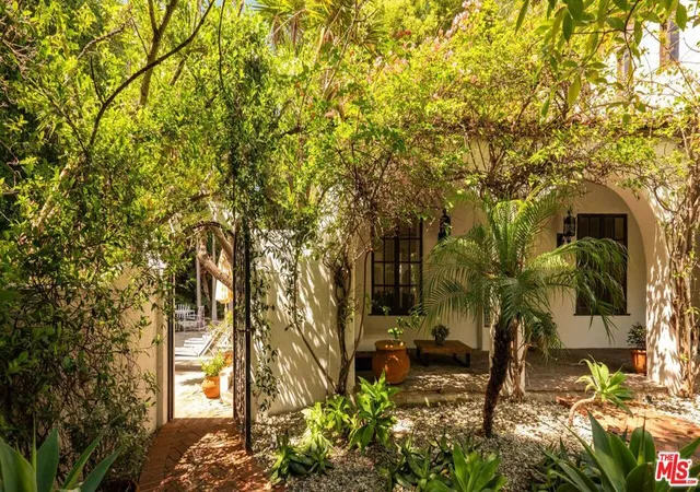 Photo 2 of Single family home for sale at 1135 Sunset Vale Ave, West Hollywood, CA 90069 | MLS# 26834409 | Listing updated on 2026-05-29