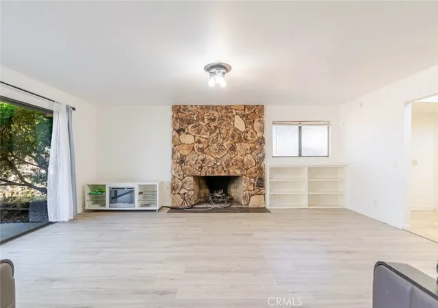 Photo 3 of Single family home for sale at 310 Susan Ct, Palmdale, CA 93551 | MLS# SR26105805 | Listing updated on 2026-09-01