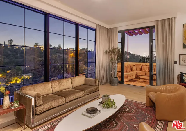 5th image of 2168 Princeton Ave, Los Angeles, CA 90026 | MLS# 26831791