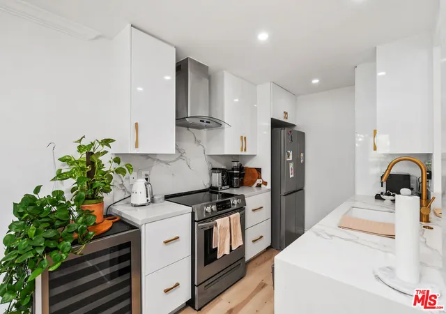 2nd image of 1222 N Olive Dr #201, West Hollywood, CA 90069 | MLS# 26833921