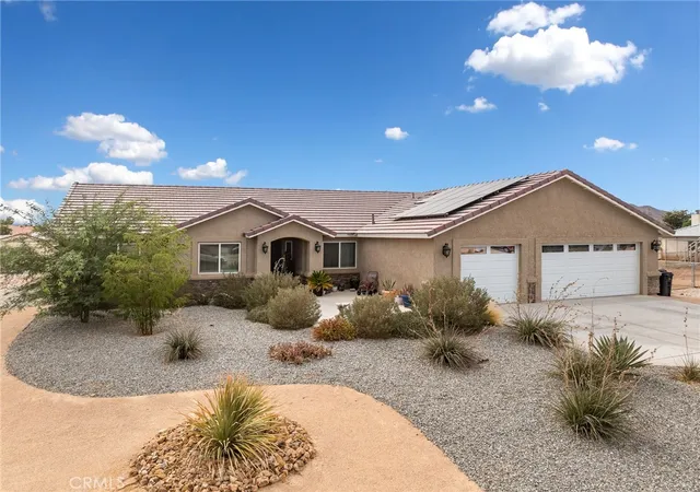 1st image of 15620 Erie Rd, Apple Valley, CA 92307 | MLS# CV26106227
