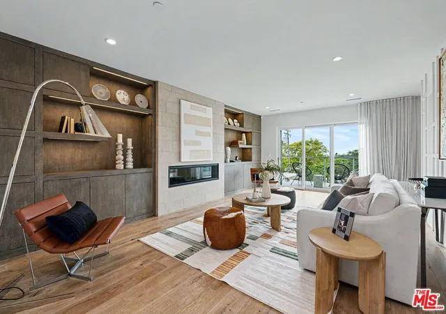 Homes for sale in Santa Monica, CA | 922 Berkeley St, Santa Monica, CA 90403 | MLS# 26833833