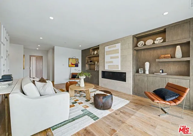 Homes for sale in Santa Monica, CA | 922 Berkeley St, Santa Monica, CA 90403 | MLS# 26833833