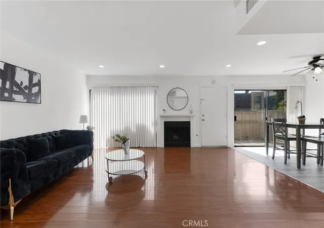 3rd image of 8430 Langdon Ave #1, North Hills, CA 91343 | MLS# SR26106199