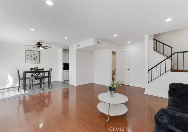 5th image of 8430 Langdon Ave #1, North Hills, CA 91343 | MLS# SR26106199
