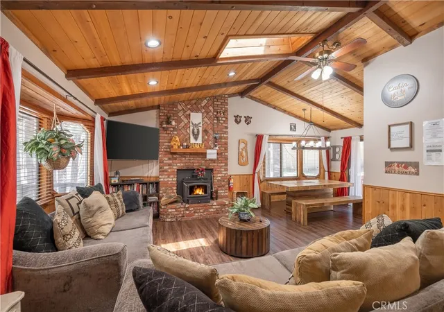 Photo 4 of Single family home for sale at 42401 Avalon Rd, Big Bear Lake, CA 92315 | MLS# IG26099947 | Listing updated on 2026-09-21