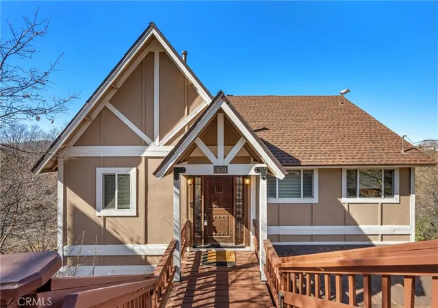 Photo 3 of Single family home for sale at 1430 Sequoia, Lake Arrowhead, CA 92352 | MLS# CV26106267 | Listing updated on 2026-10-11