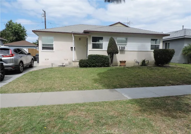Homes for sale in Lakewood, CA | 4929 Coldbrook Ave, Lakewood, CA 90713 | MLS# DW26105750