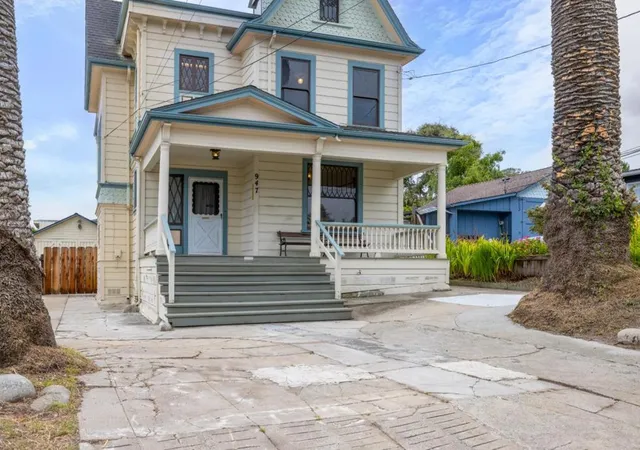 Homes for sale in Monterey, CA | 947 W Franklin St, Monterey, CA 93940 | MLS# ML82047458