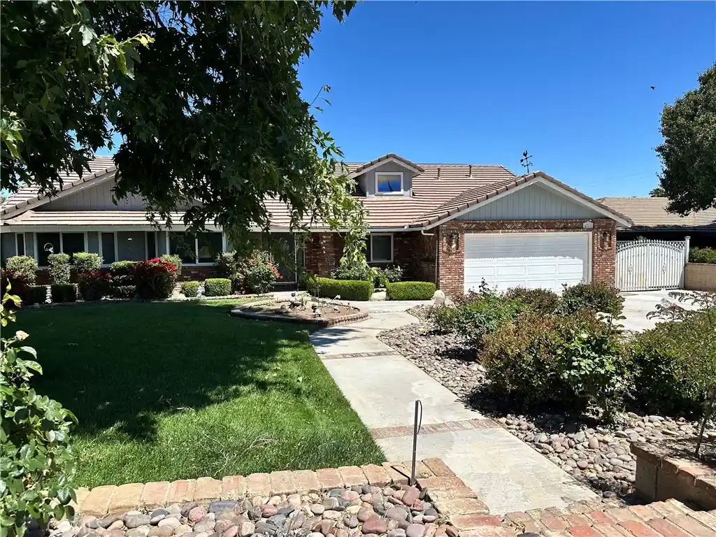 Photo 1 of Single family home for sale at 4761 W Avenue N, Quartz Hill, CA 93536 | MLS# SR26106408 | Listing updated on 2026-10-13