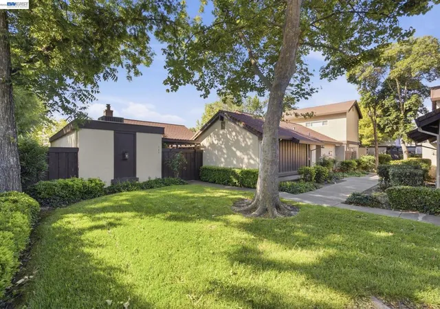 Homes for sale in Vacaville, CA | 165 Fairoaks Dr, Vacaville, CA 95688 | MLS# 41134949